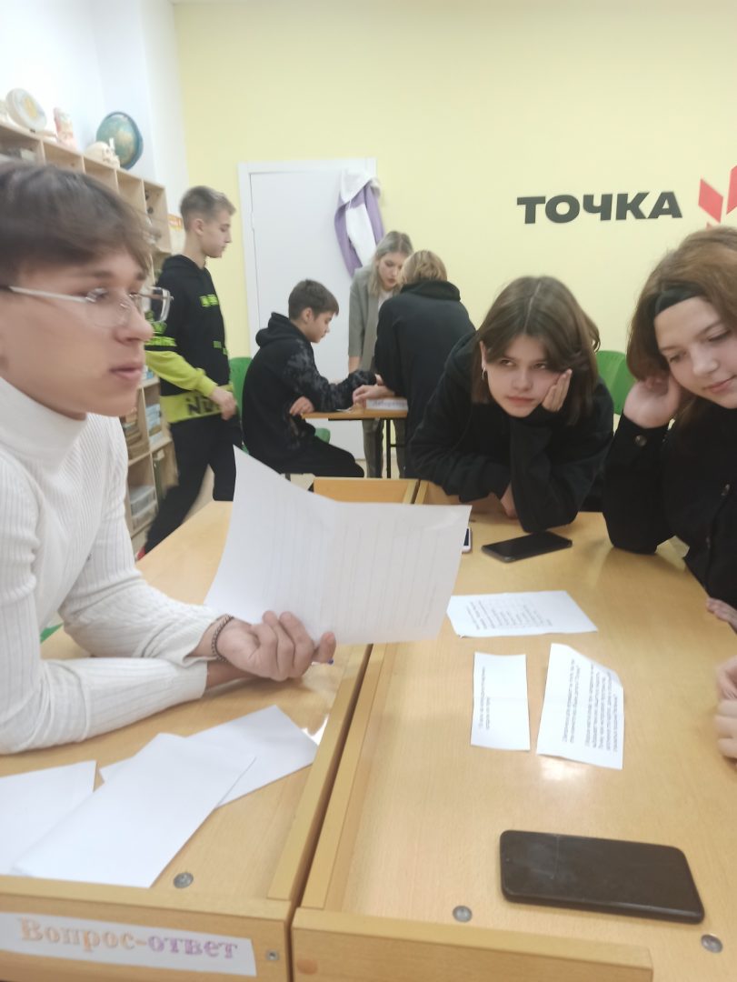 День учителя в школе- особое настроение у всех!.